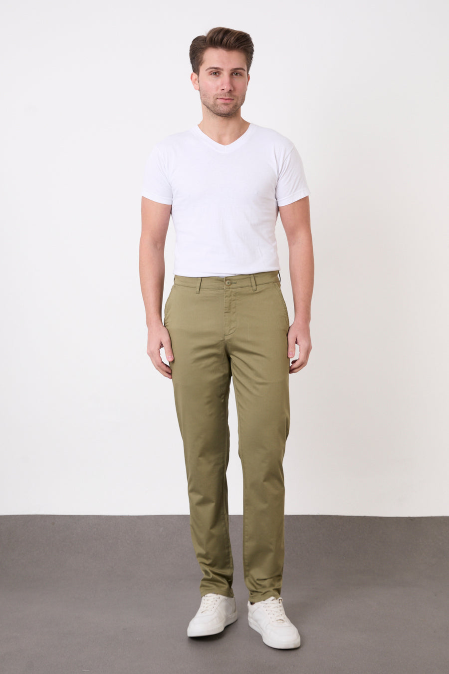 Erkek Regular Fit Geniş Kesim Likralı Pamuklu Chino Kanvas Pantolon - Haki
