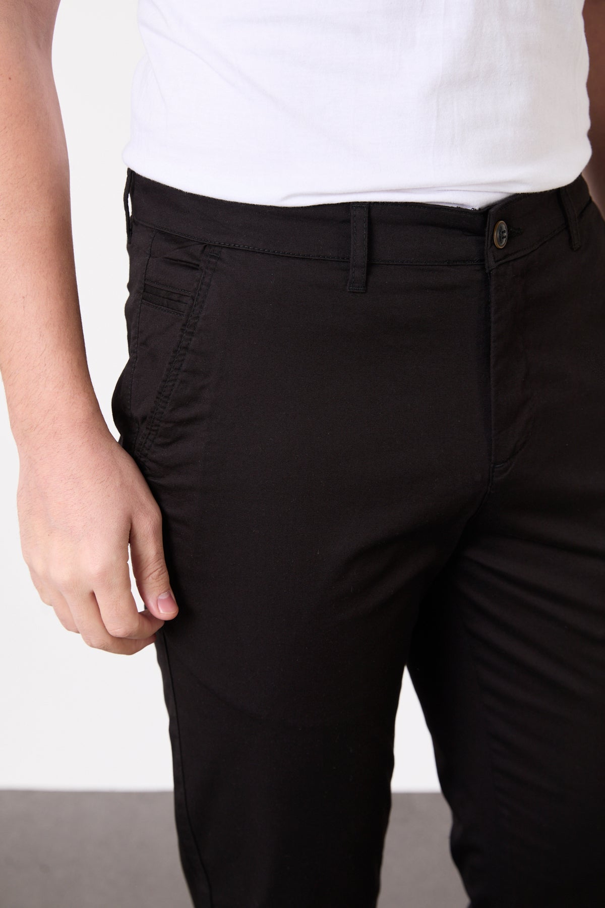 Erkek Regular Fit Geniş Kesim Likralı Pamuklu Chino Kanvas Pantolon - Siyah