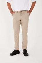 Erkek Jogger Slim Fit Bel Yarım Lastikli Likralı Kumaş Pantolon - Bej