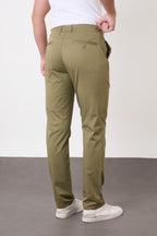 Erkek Regular Fit Geniş Kesim Likralı Pamuklu Chino Kanvas Pantolon - Haki