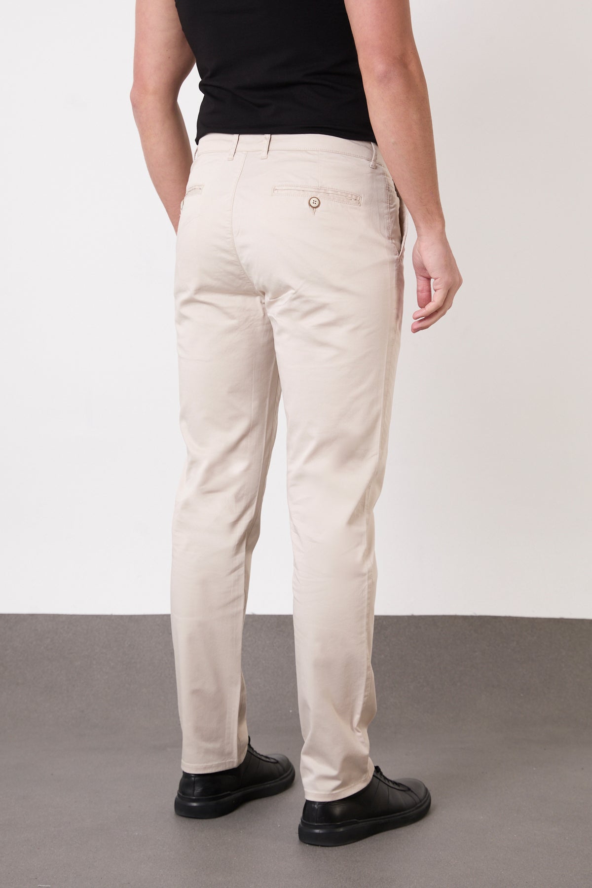 Erkek Regular Fit Geniş Kesim Likralı Pamuklu Chino Kanvas Pantolon - Bej