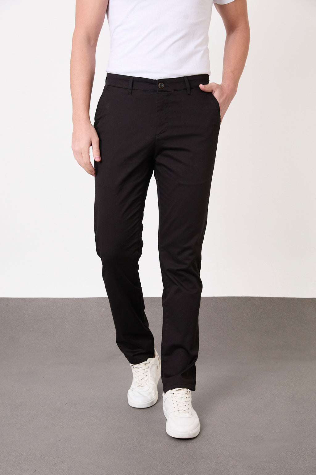 Erkek Regular Fit Geniş Kesim Likralı Pamuklu Chino Kanvas Pantolon - Siyah