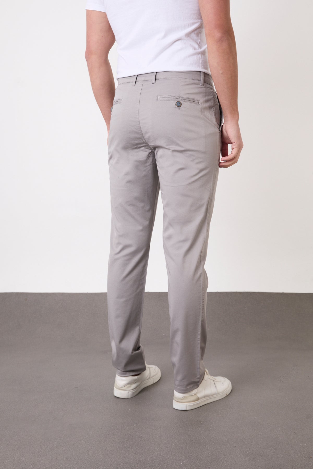 Erkek Regular Fit Geniş Kesim Likralı Pamuklu Chino Kanvas Pantolon - Gri