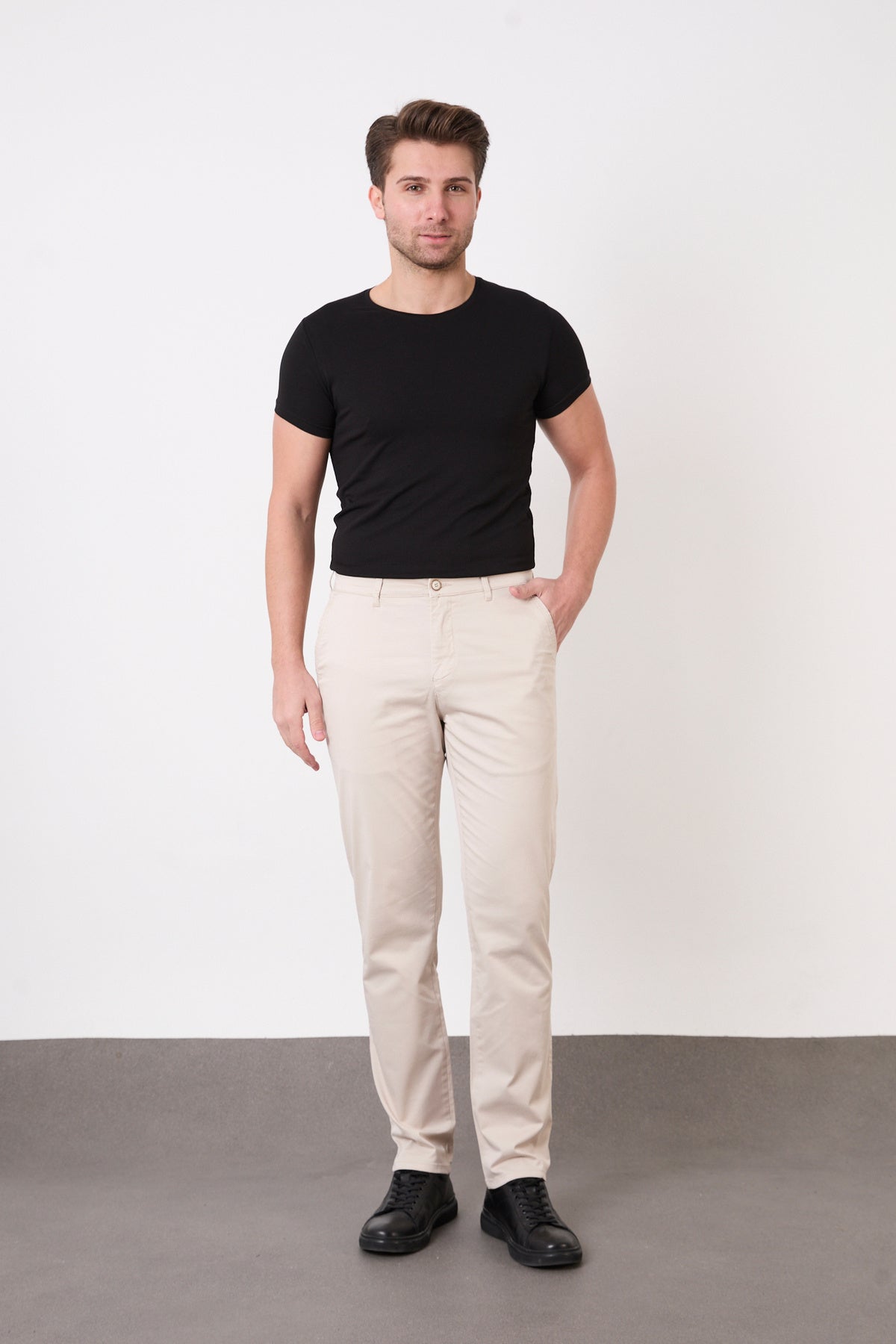 Erkek Regular Fit Geniş Kesim Likralı Pamuklu Chino Kanvas Pantolon - Bej