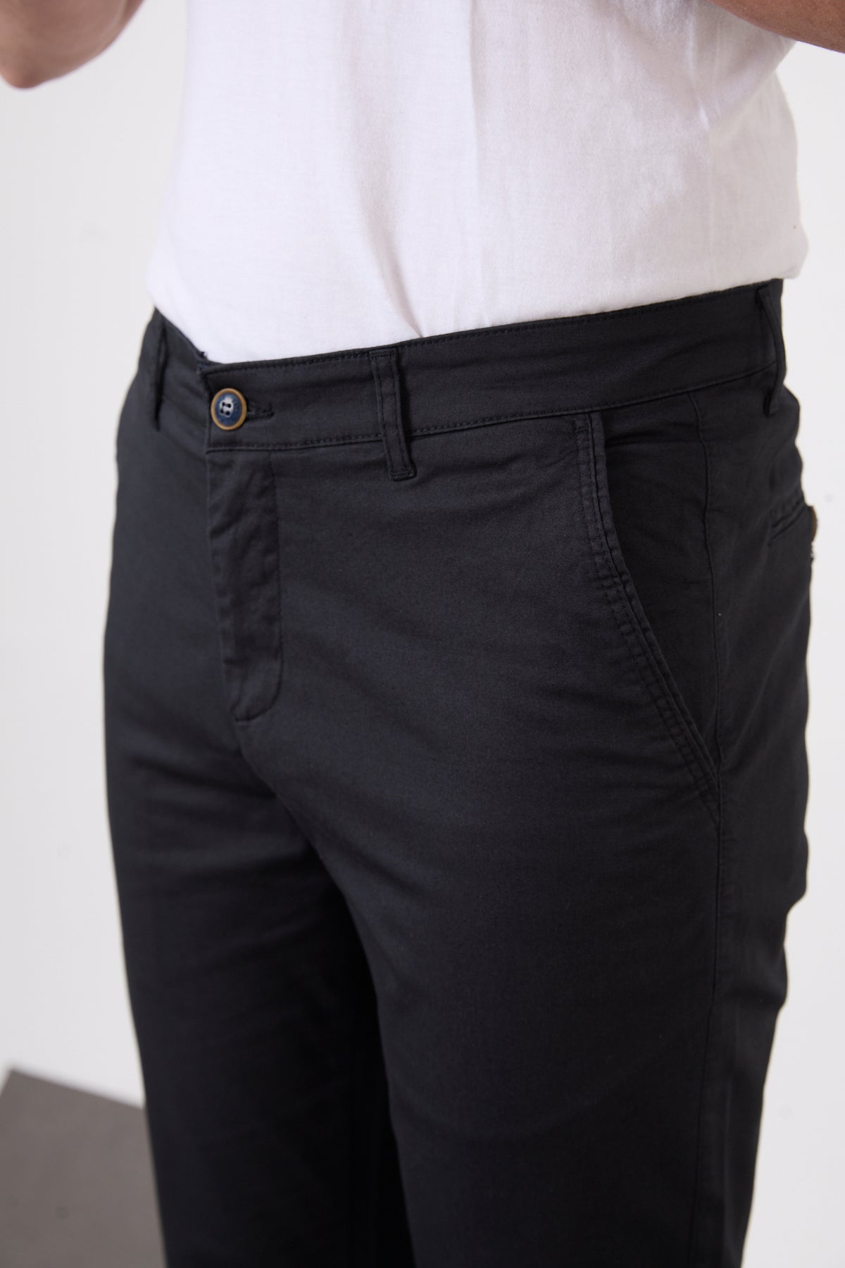 Erkek Regular Fit Geniş Kesim Likralı Pamuklu Chino Kanvas Pantolon - Lacivert