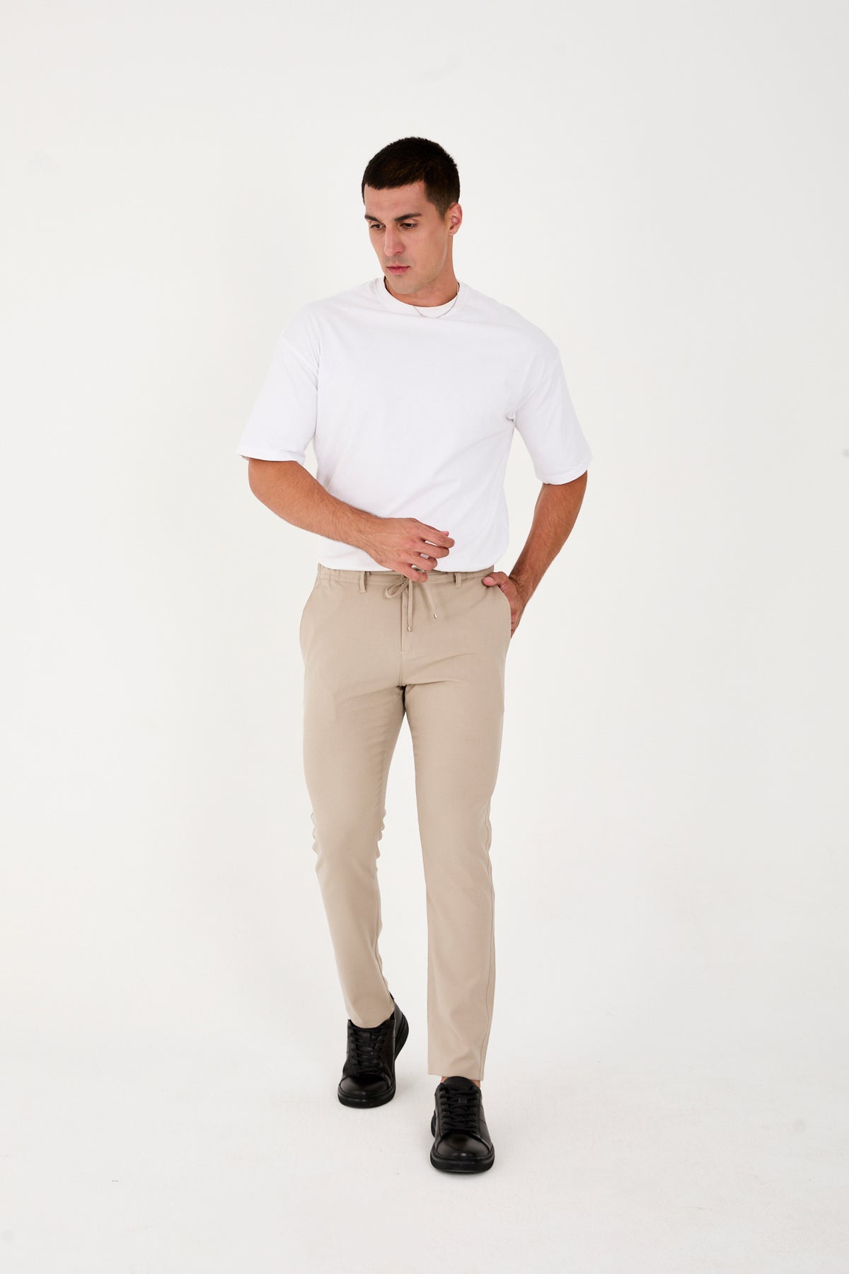 Erkek Jogger Slim Fit Bel Yarım Lastikli Likralı Kumaş Pantolon - Bej