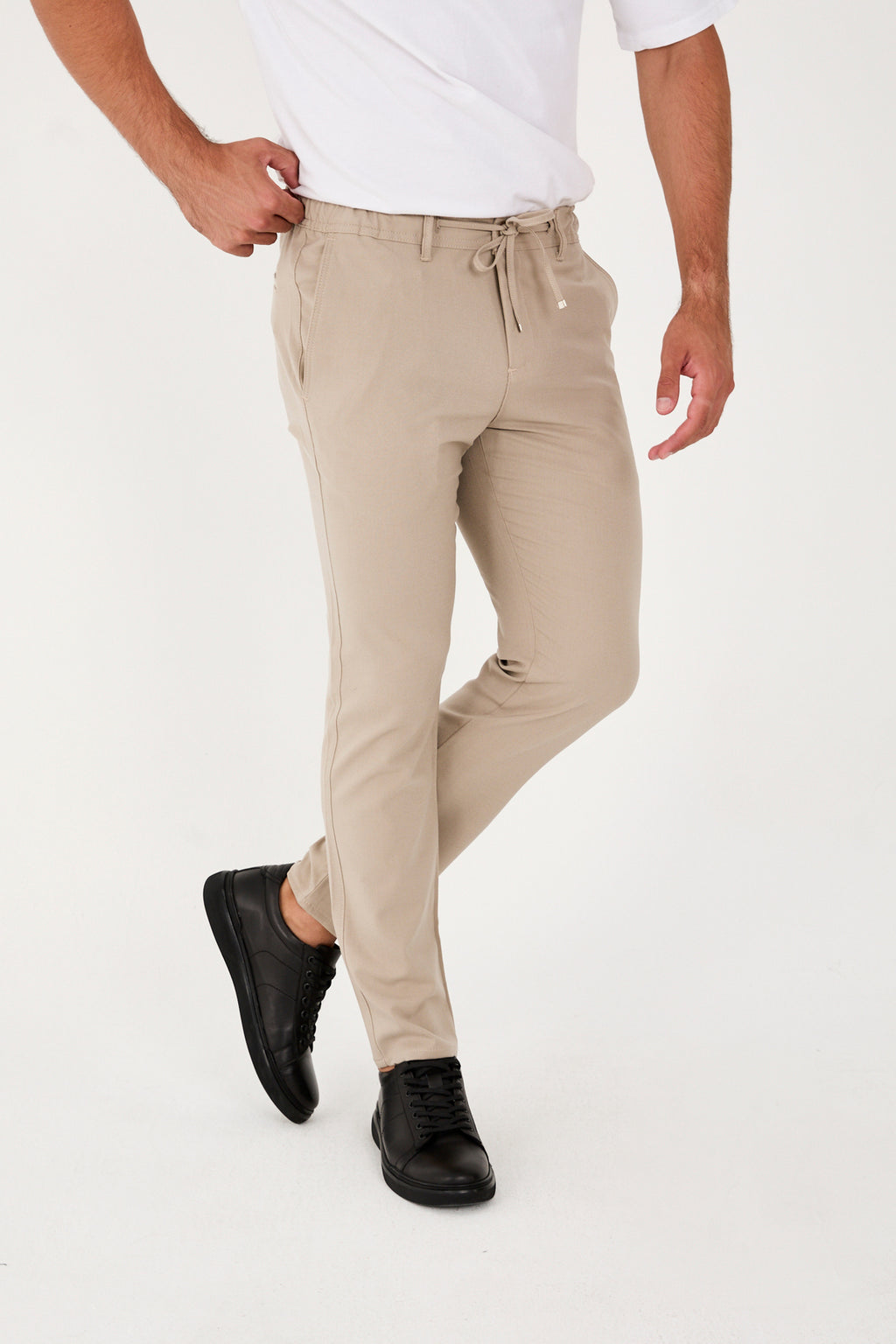 Erkek Jogger Slim Fit Bel Yarım Lastikli Likralı Kumaş Pantolon - Bej